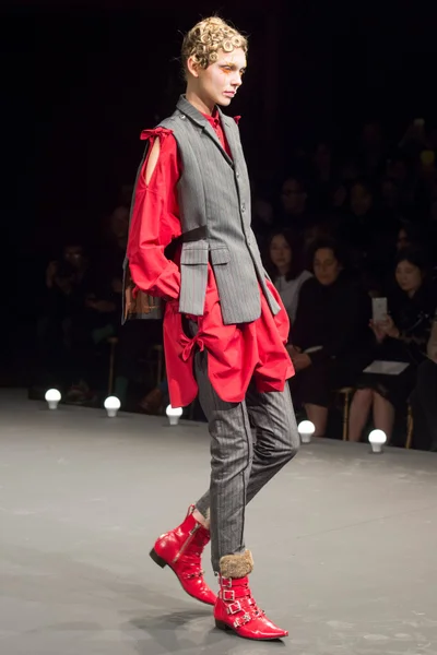 Look 31